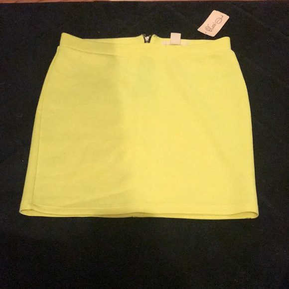 Forever 21 Dresses & Skirts - Skirt